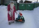 Дед Мороз шагает по селу